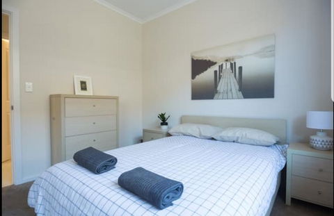 Belford Luxury * New * Clean * Cafes * Near CBD - Stayed 3