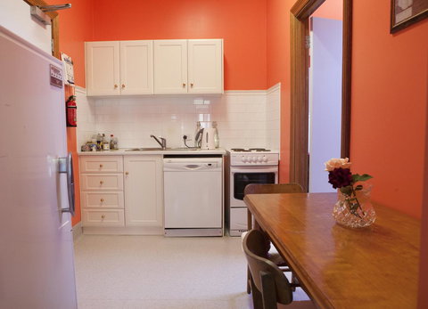 The Fruiterer's - Stayed 23