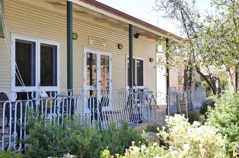 The Fruiterer's - Stayed 4