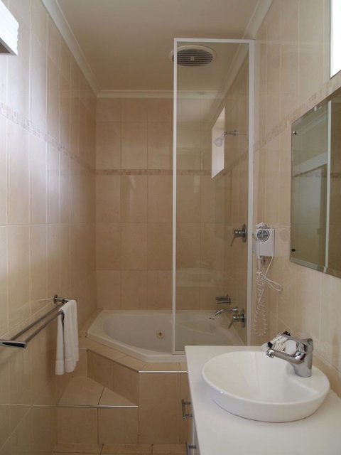 Hilton Beachfront Motel - Stayed 44