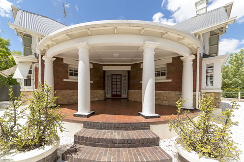 White Rocks Barossa - Stays Accommodation 0