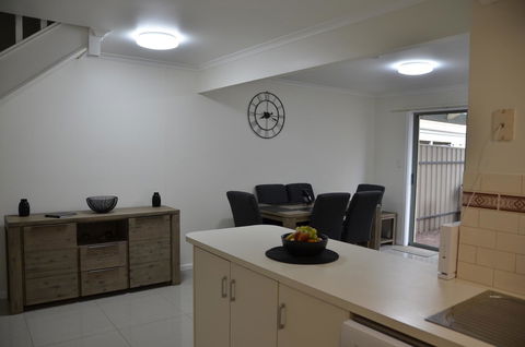 Townhouse On The Marina - Stayed 19