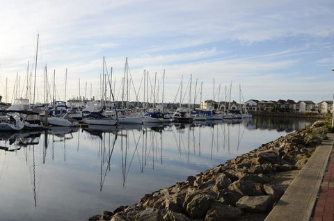 Townhouse On The Marina - Stayed 13