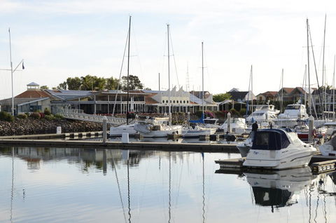 Townhouse On The Marina - Stayed 12
