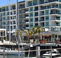 Breakwater Apartment - Stays Accommodation