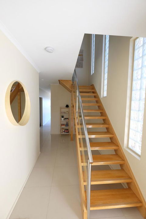 Ochre Point Beach House On Moana Seafront - Stayed 16