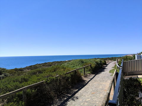 Ochre Point Beach House On Moana Seafront - Stayed 18