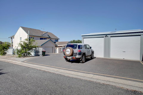 Bay Bliss - Stayed 6