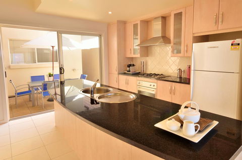 Adelaide Luxury Beach House - Stayed 26