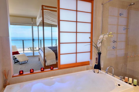 Adelaide Luxury Beach House - Stayed 10