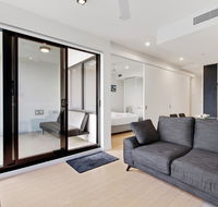 Swainson at Bowery - Stayed