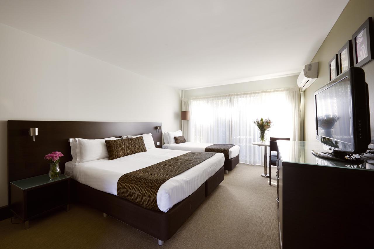 Parkes NSW Stayed
