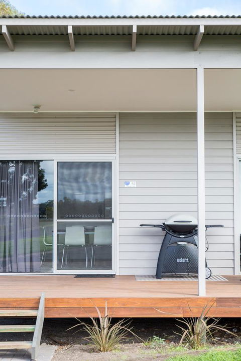 Blue Lake Holiday Park - Stayed 17
