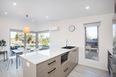 Blue Lake Holiday Park - Stayed 22