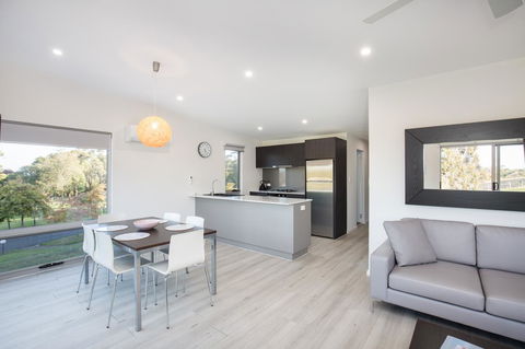 Blue Lake Holiday Park - Stayed 21