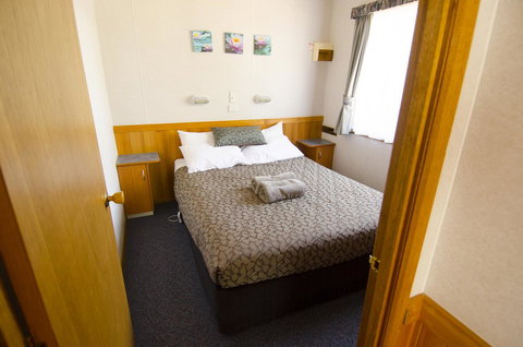 Lakeside Tourist Park - Stayed 14