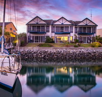 Marina Reflections - Stays Accommodation