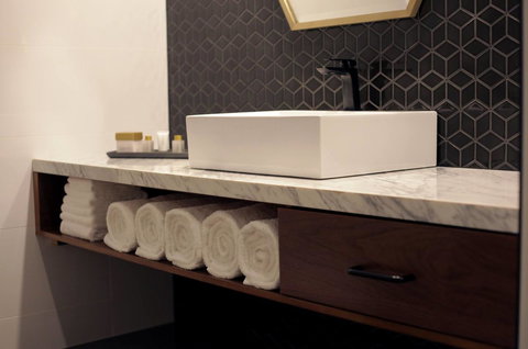 Ellen Hotel - Stayed 20