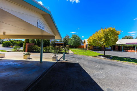 Country Roads Motor Inn Naracoorte - Stayed 38