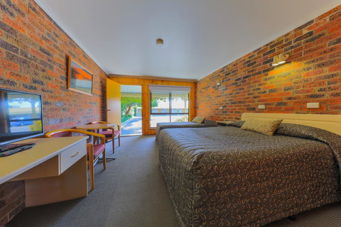 Country Roads Motor Inn Naracoorte - Stayed 10