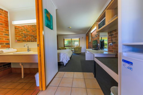 Country Roads Motor Inn Naracoorte - Stayed 12