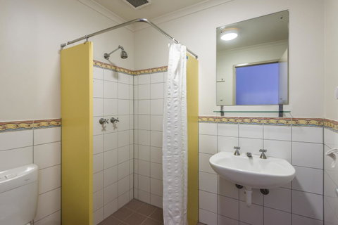 YHA Adelaide Central - Stayed 40