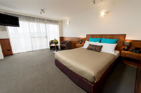 Berri Hotel - Stays Accommodation 40