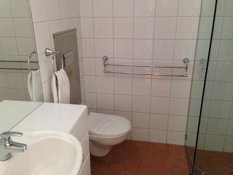 Berri Hotel - Stays Accommodation 23