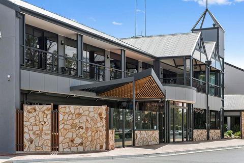 Berri Hotel - Stays Accommodation 6