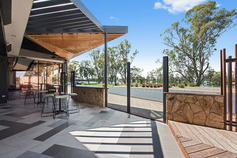 Berri Hotel - Stays Accommodation 11