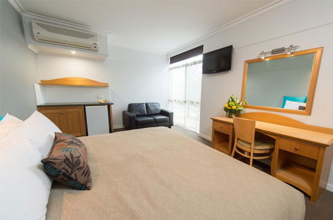 Berri Hotel - Stays Accommodation 44