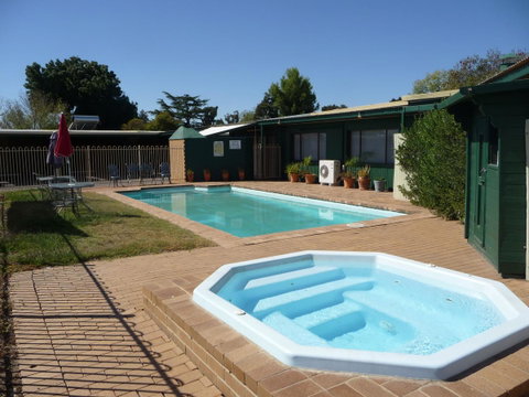The Wine Vine Hotel - Stayed 21