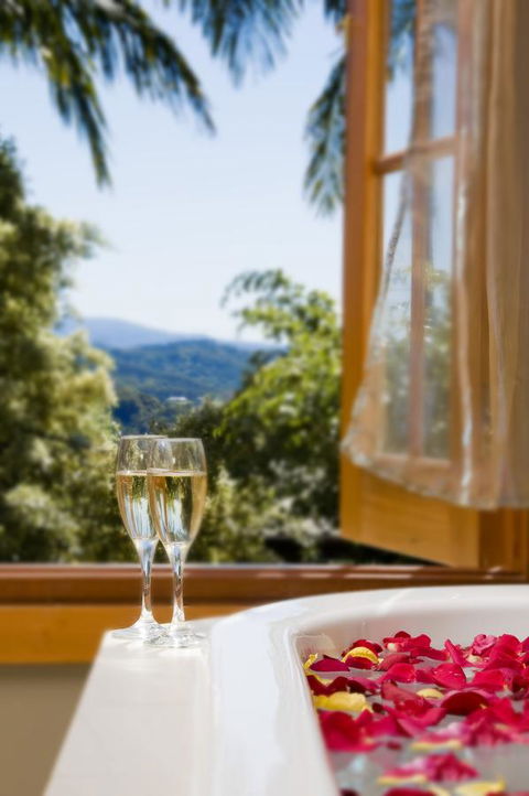 SummerHills Retreat Byron Bay - Stayed 6