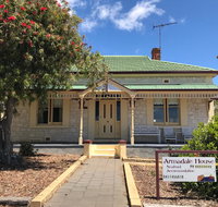 Armadale House - Kingscote - Stayed