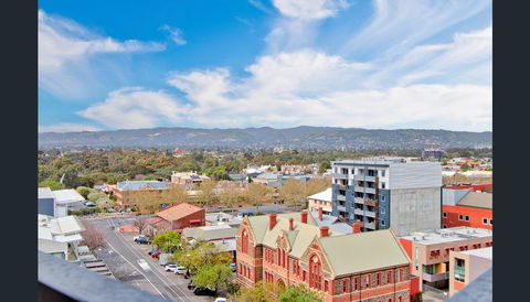ONE Adelaide CBD - Stayed 31