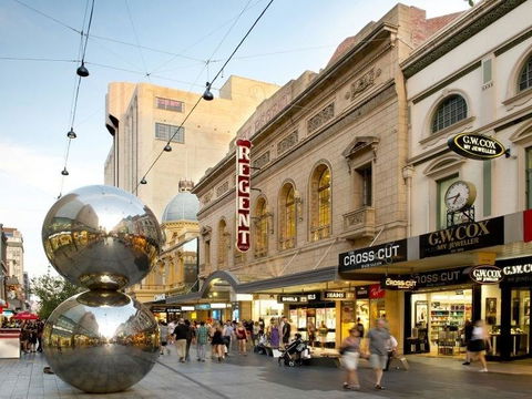 ONE Adelaide CBD - Stayed 37