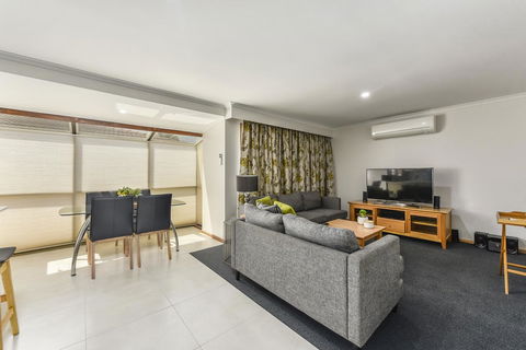 City Four Apartment - Stayed 2