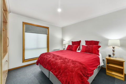 City Four Apartment - Stayed 3