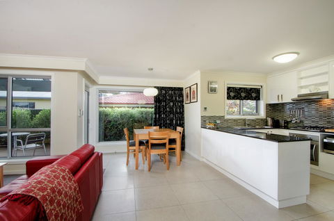 City One Apartment - Stayed 1
