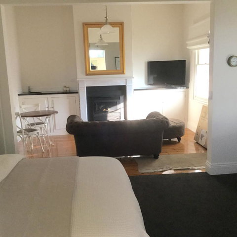 Railway Cottage In Beachport - Stayed 15