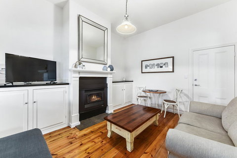 Railway Cottage In Beachport - Stayed 1