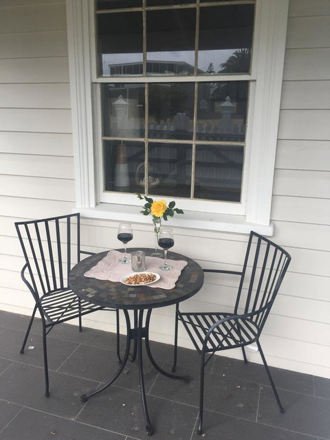 Railway Cottage In Beachport - Stayed 21