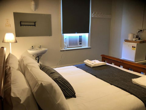 Cornwall Hotel - Stayed 16
