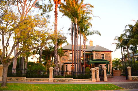 Grand Bluestone Mansion - Stayed 0