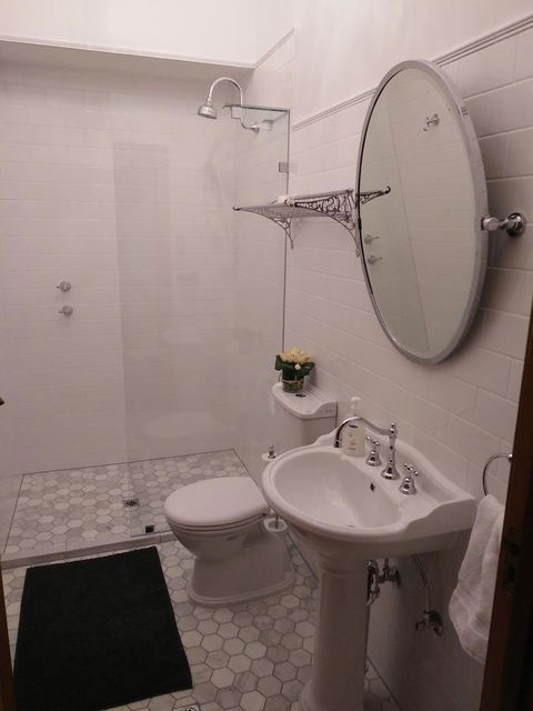 Grand Bluestone Mansion - Stayed 15