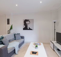 One Bedroom In Adelaides East End FREE WIFINetflixParking