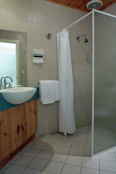 Coonawarra Place Motor Inn - Stayed 17