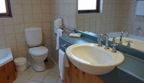 Coonawarra Place Motor Inn - Stayed 18