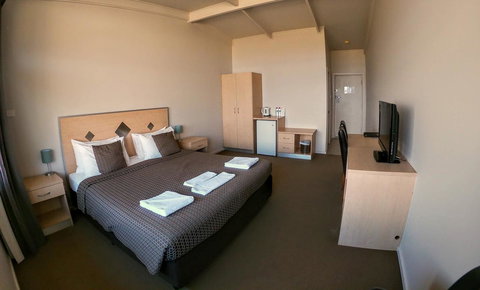 Highway One Motel - Stays Accommodation 18