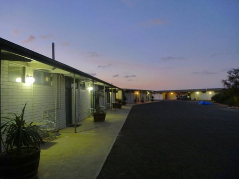 Highway One Motel - Stays Accommodation 32